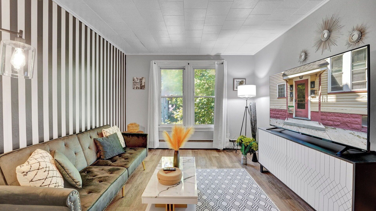 Photo of Livingroom in Rochester