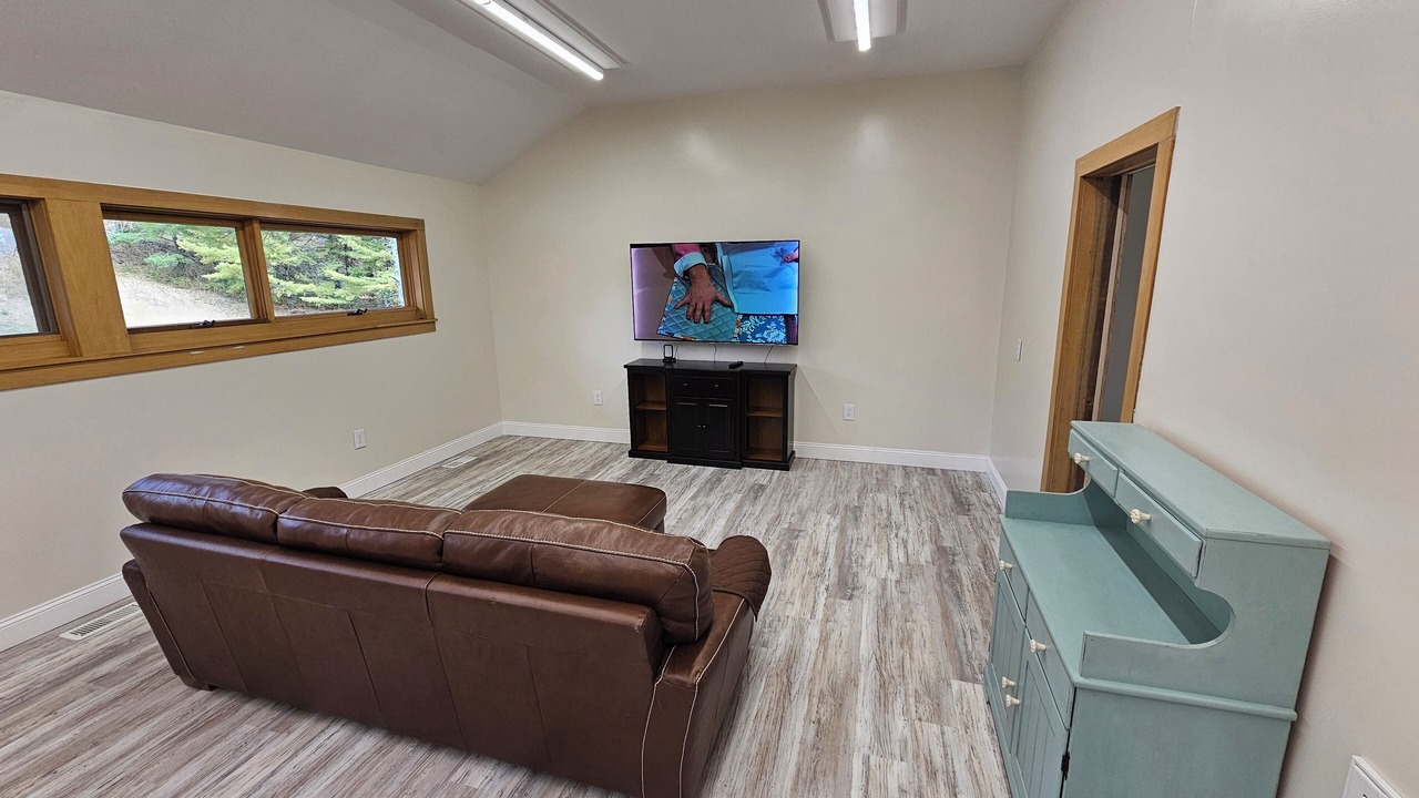Photo of Livingroom in Pembroke