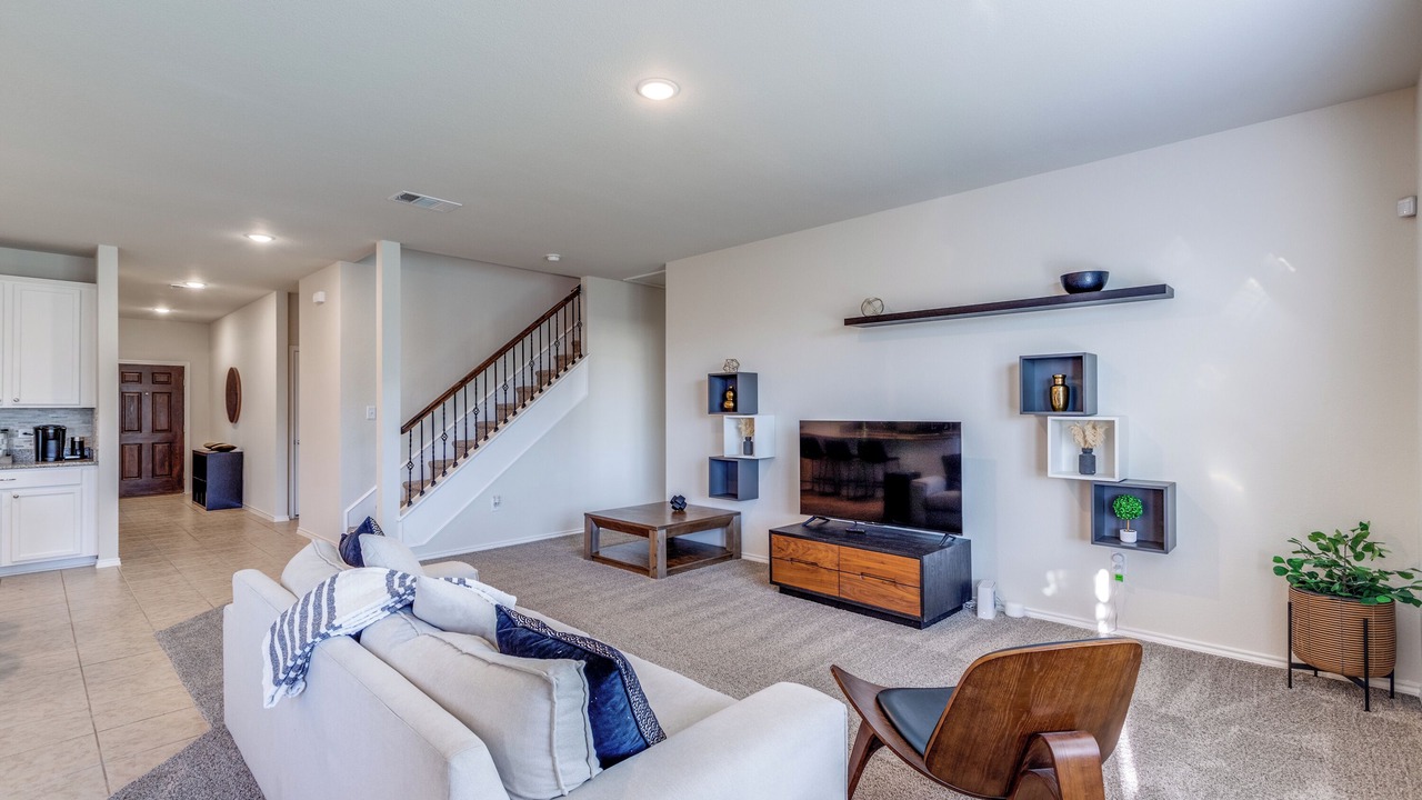 Photo of Livingroom in Aubrey