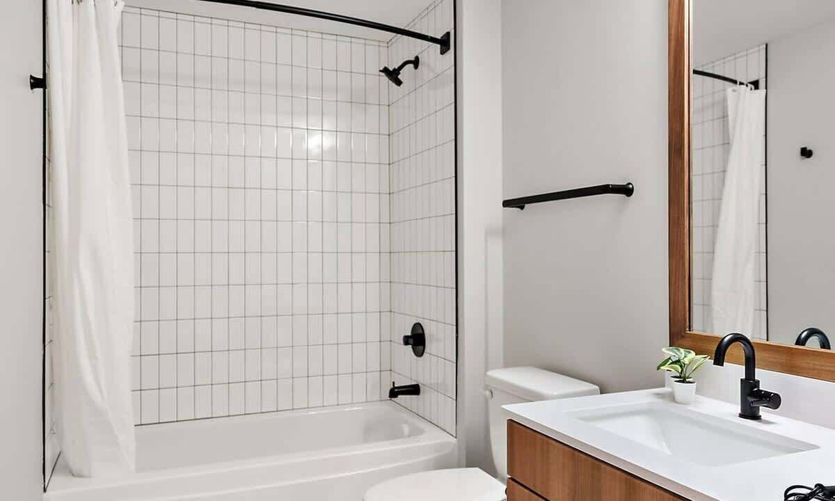 Photo of Bathroom in St. Anthony West