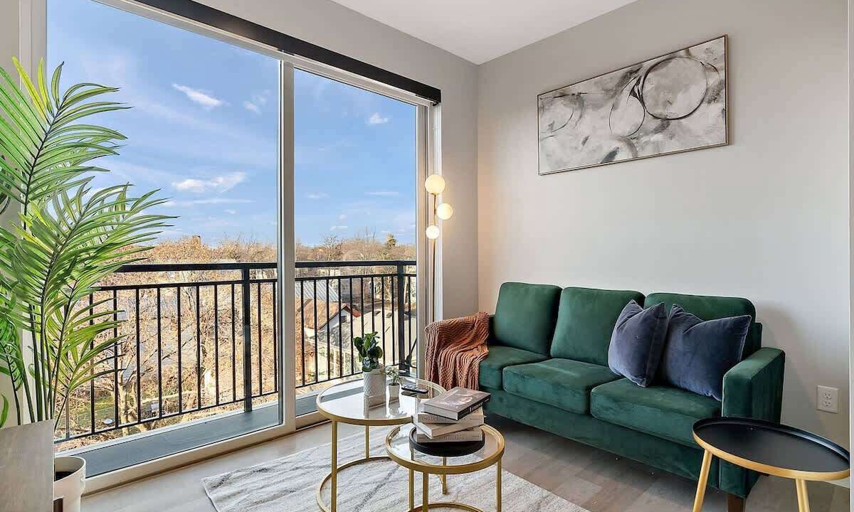Photo of Patio Balcony in St. Anthony West