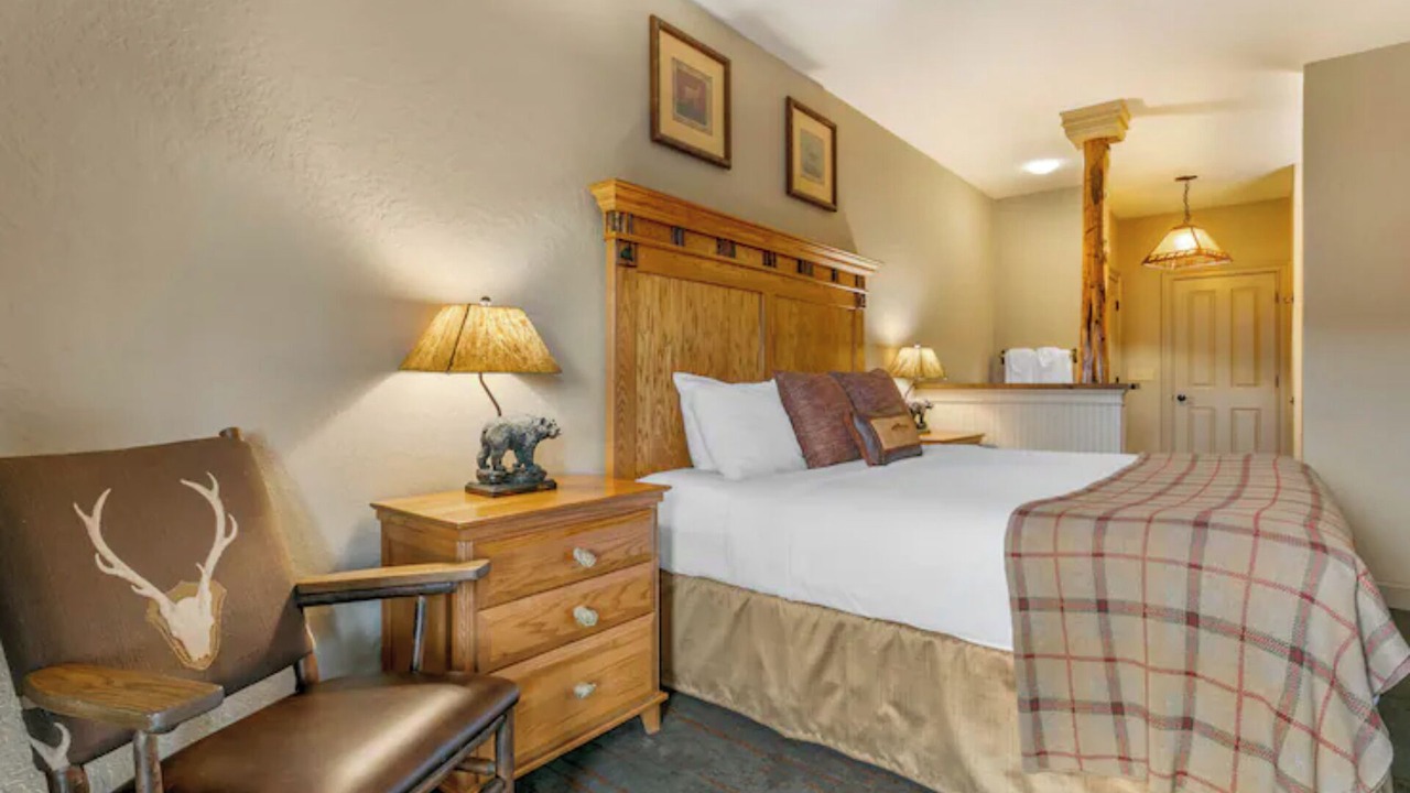 Photo of Bedroom in Big Cedars