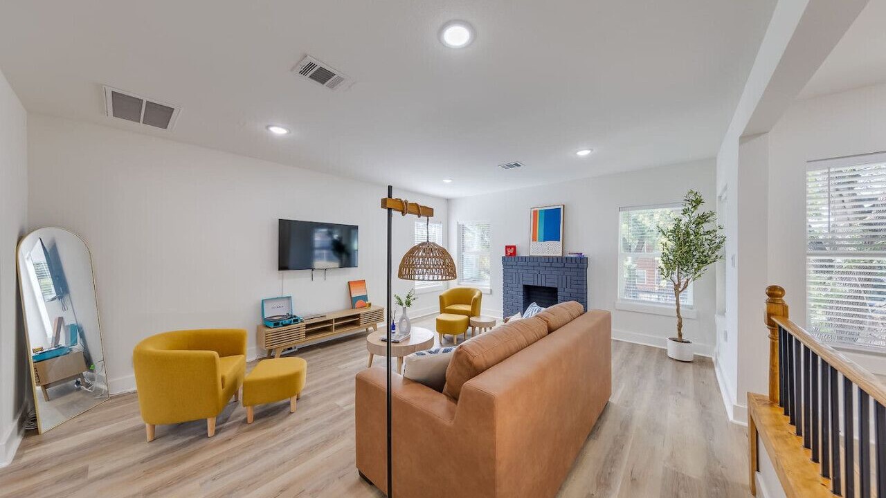 Photo of Bedroom in South Central Houston