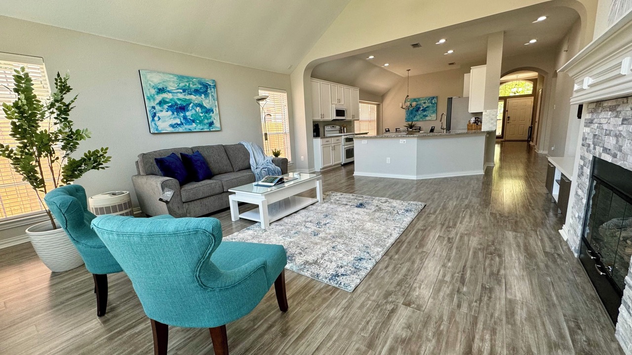 Photo of Livingroom in Keller