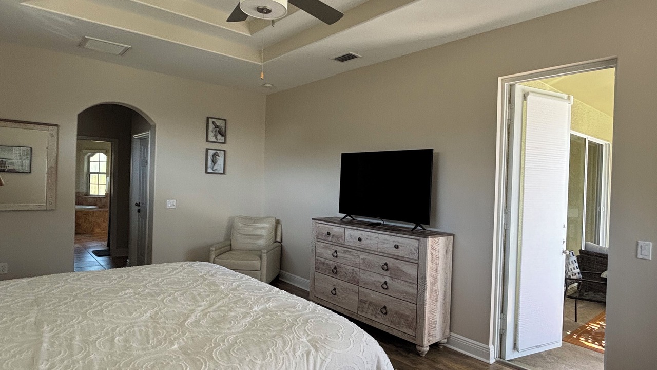 Photo of Bedroom in Englewood East