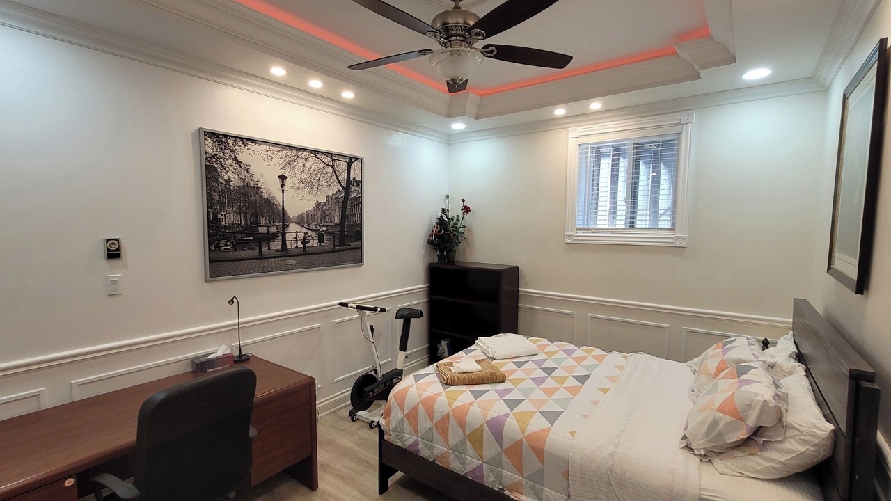 Photo of Bedroom in Willowdale