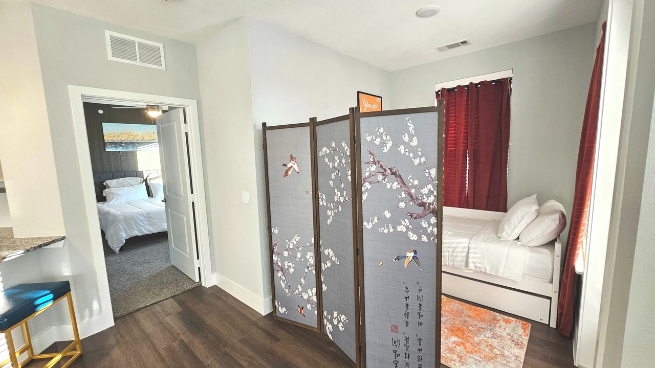 Photo of Bedroom in Lewisville