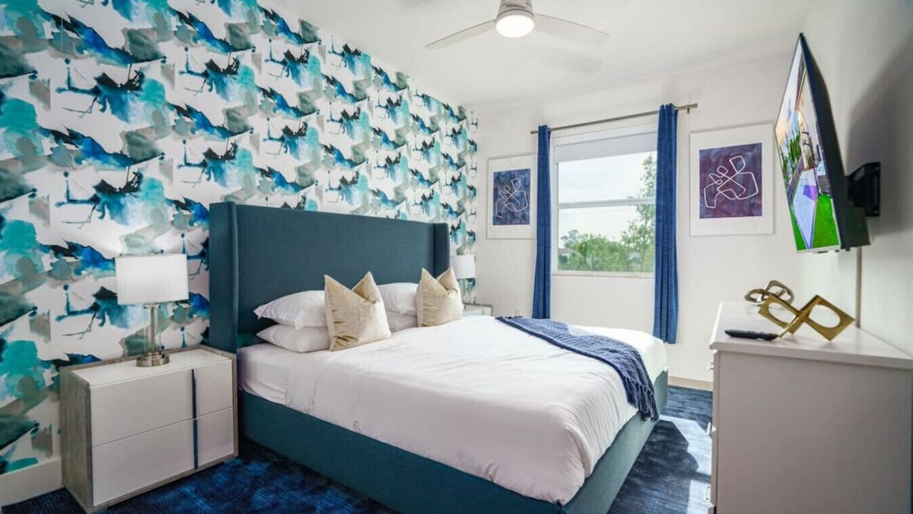 Photo of Bedroom in Ludlam