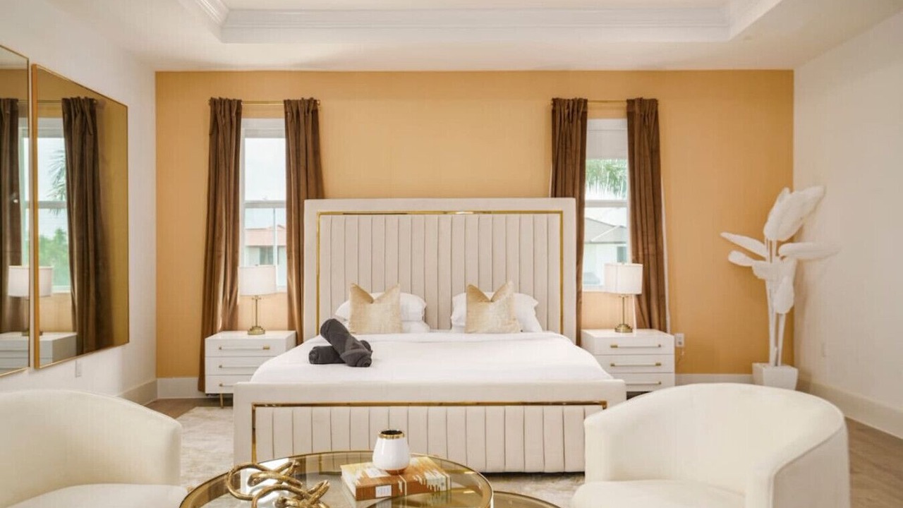 Photo of Bedroom in Ludlam