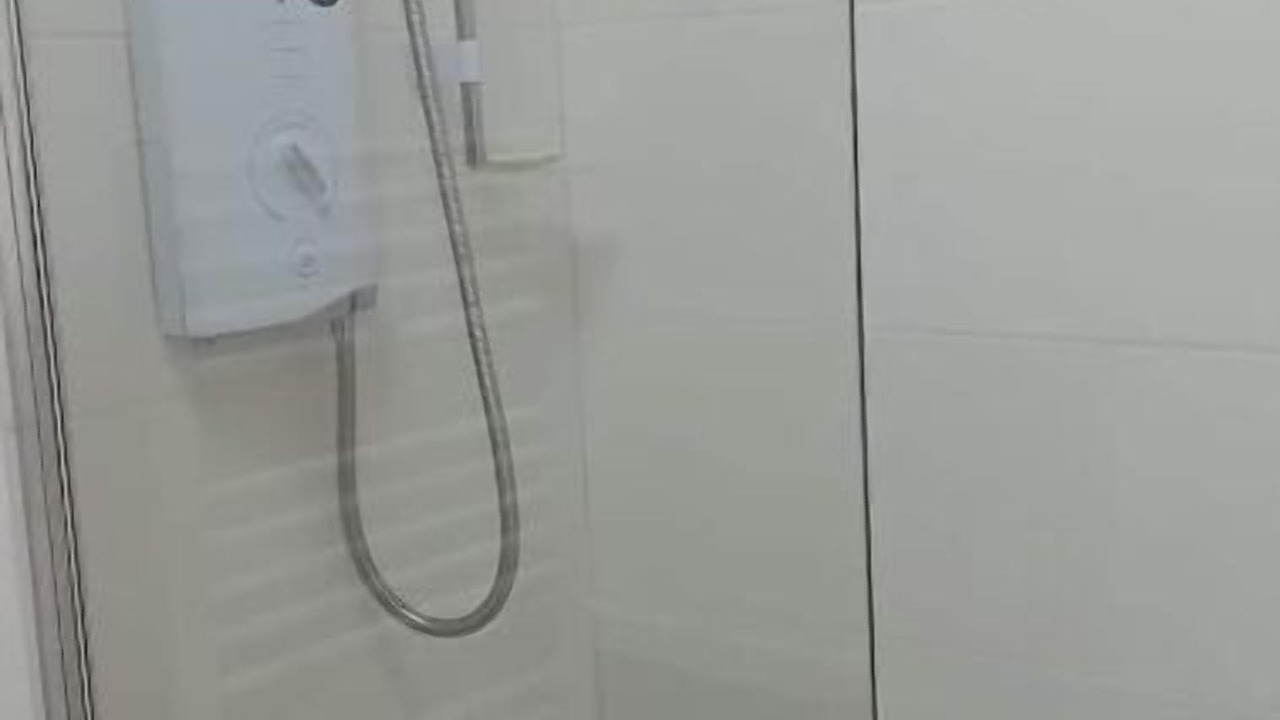 Photo of Bathroom in Fence