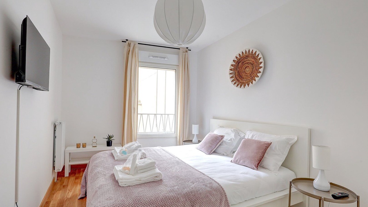 Photo of Bedroom in Batignolles