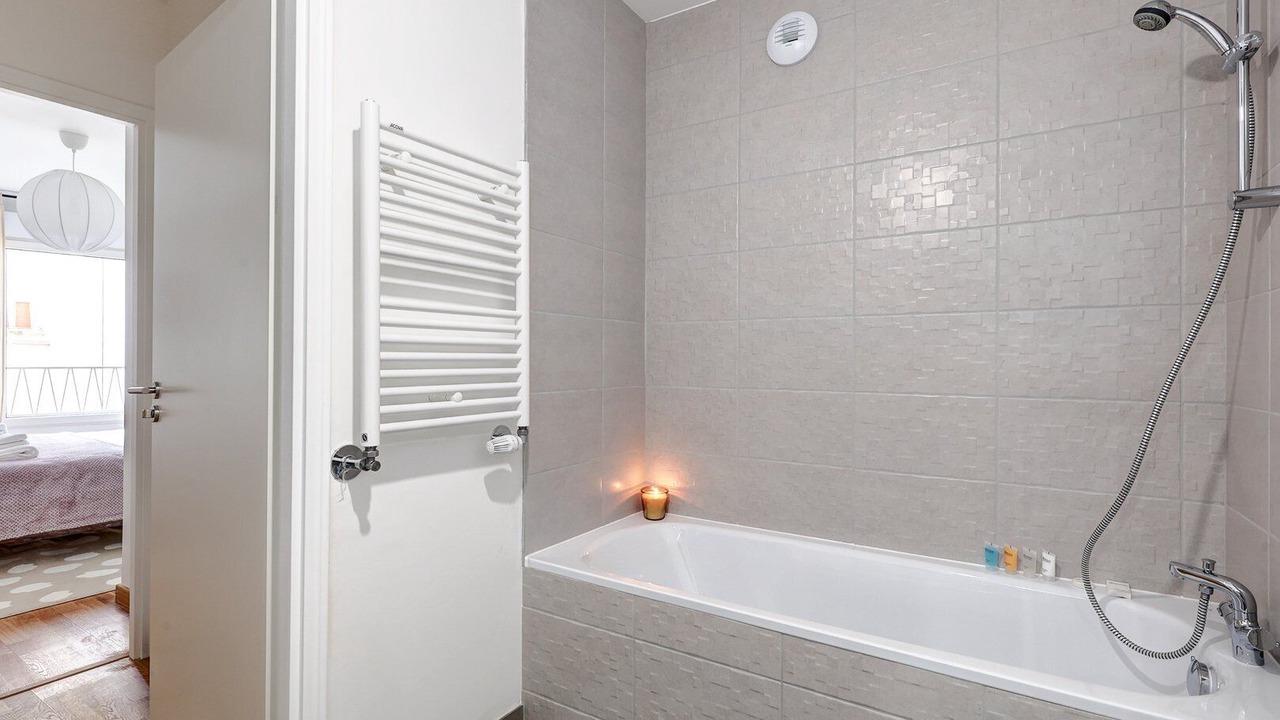 Photo of Bathroom in Batignolles