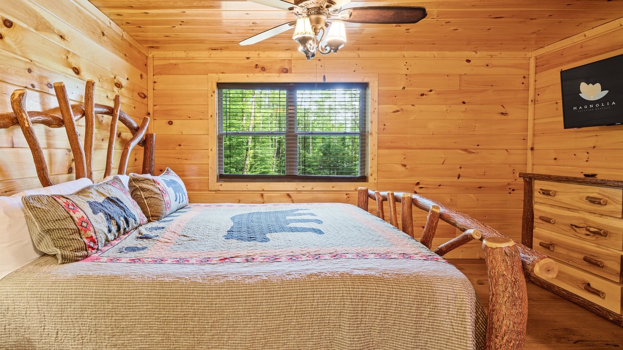 Photo of Bedroom in Rocky Grove