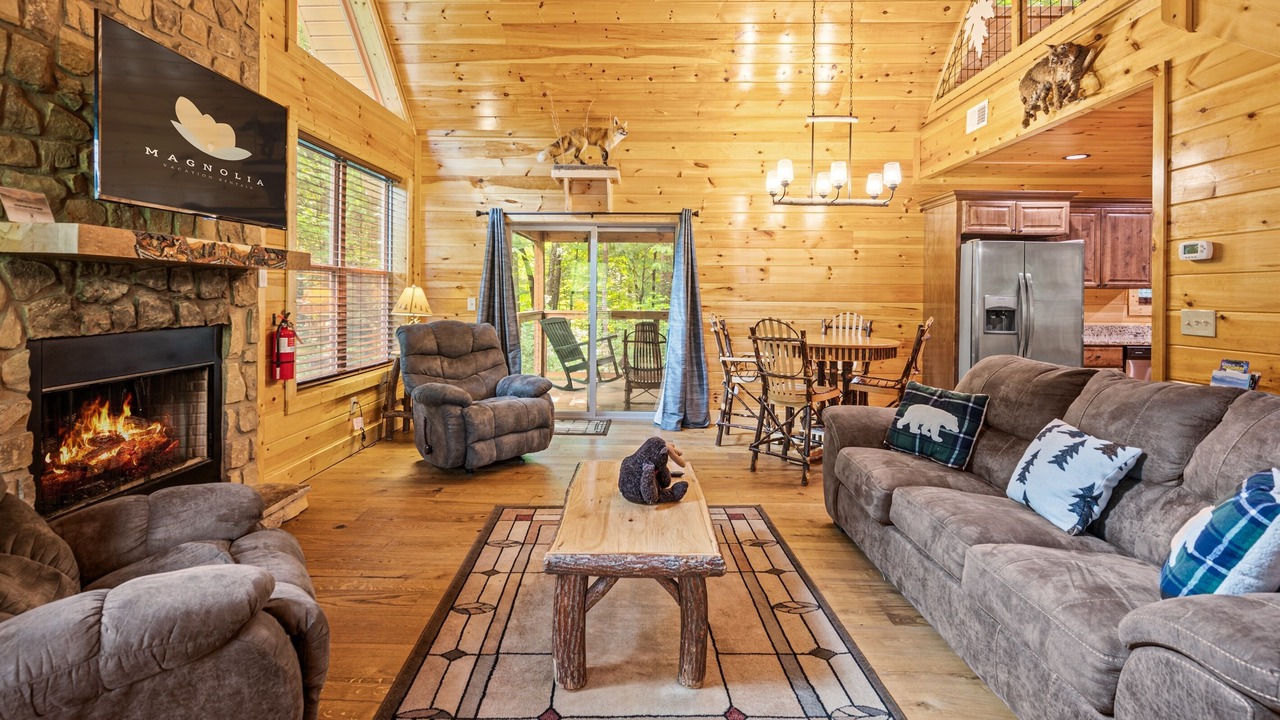 Photo of Livingroom in Rocky Grove