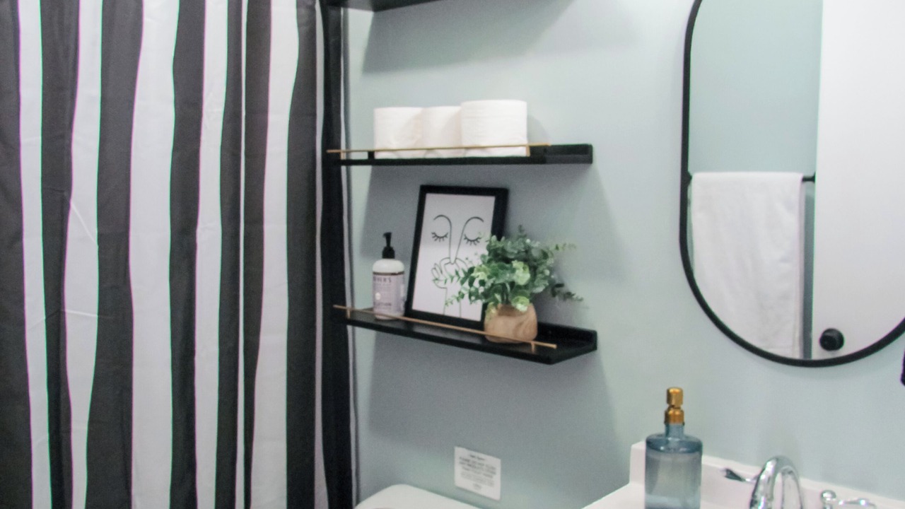 Photo of Bathroom in Massanutten