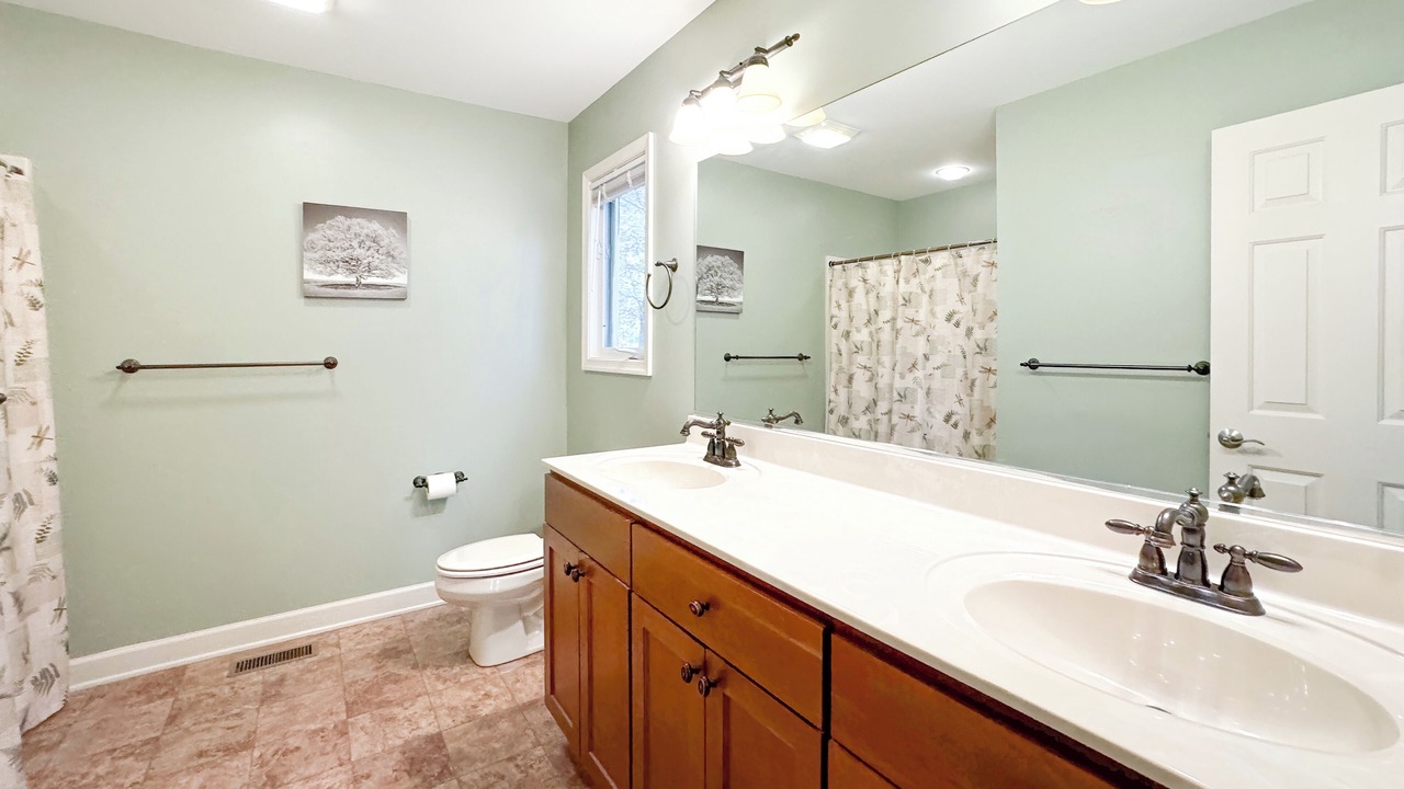 Photo of Bathroom in Chestnut Springs