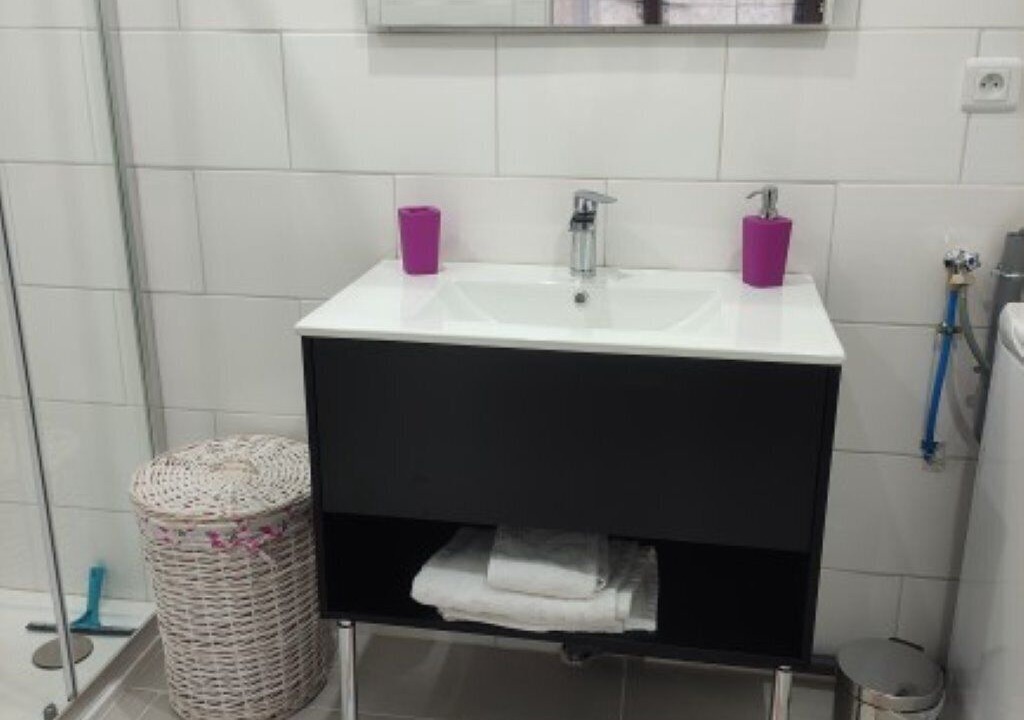 Photo of Bathroom in La Celle-sur-Loire