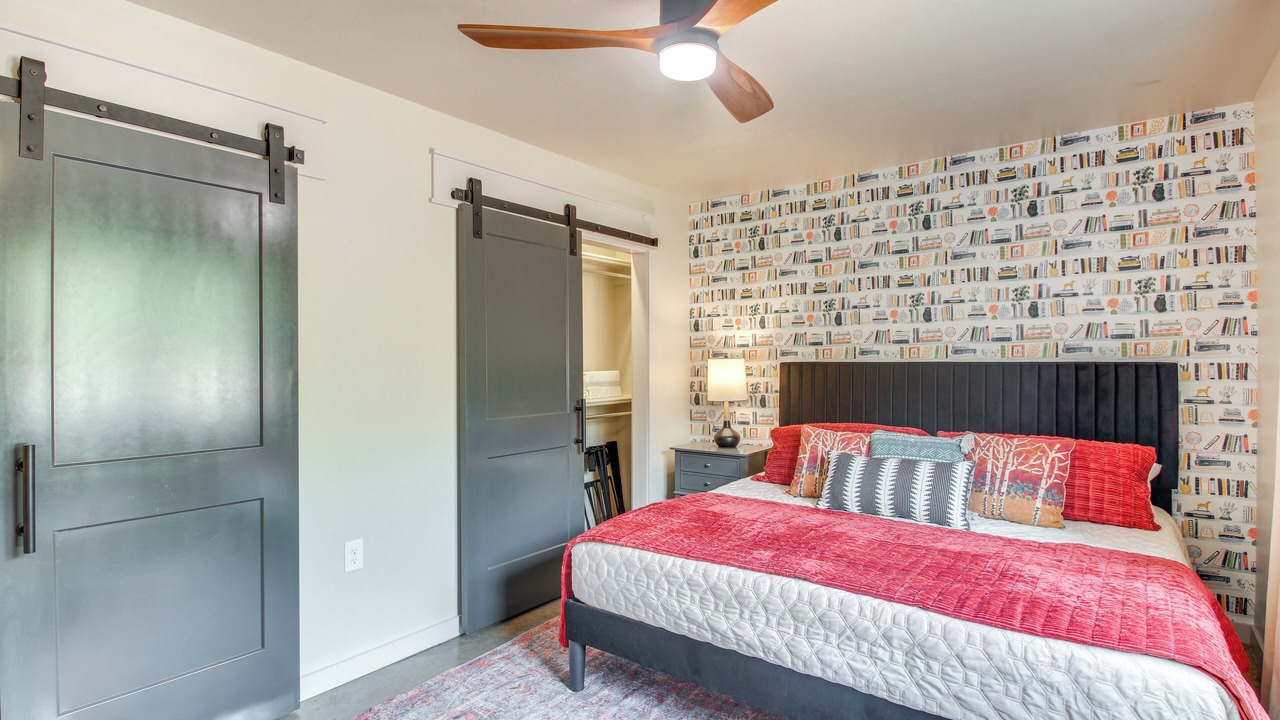 Photo of Bedroom in Medicine Park