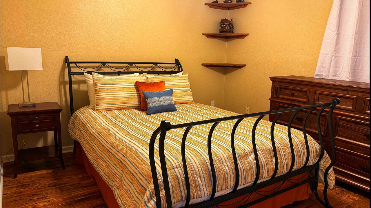 Photo of Bedroom in Doyline