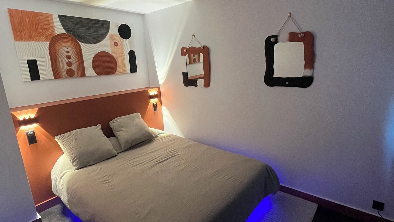 Photo of Bedroom in Limoges