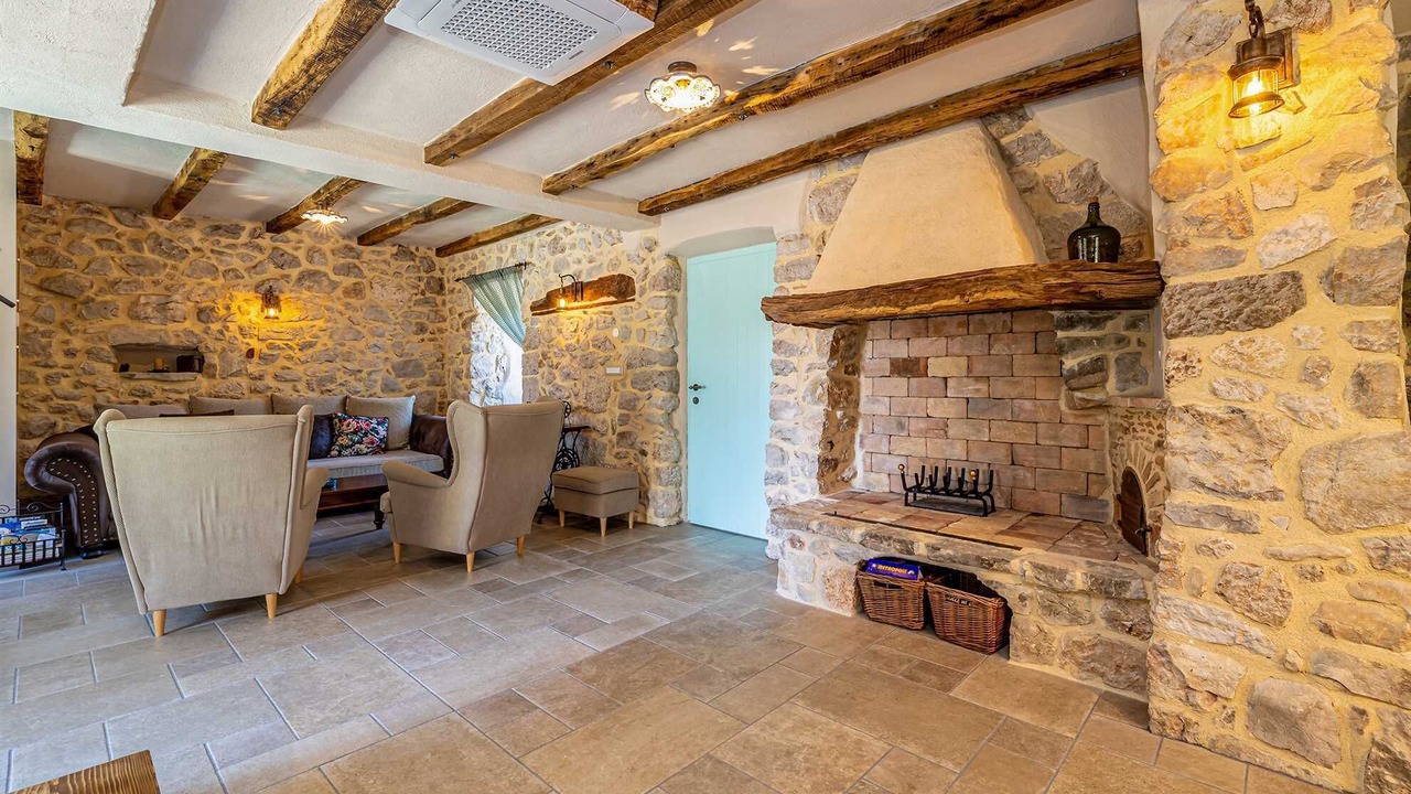 Photo of Livingroom in Risika