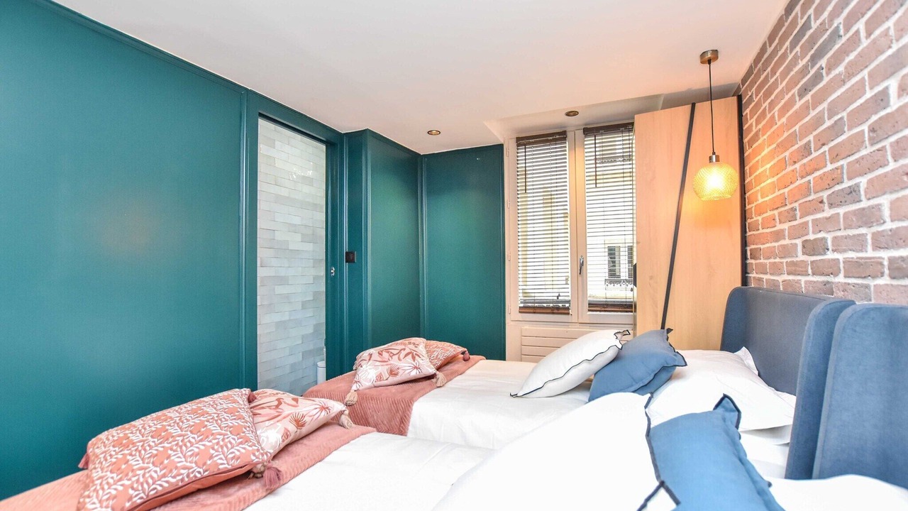 Photo of Bedroom in Arts-et-Metiers