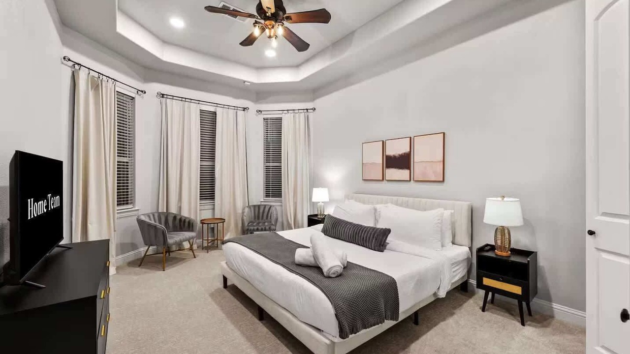 Photo of Bedroom in Shady Shores
