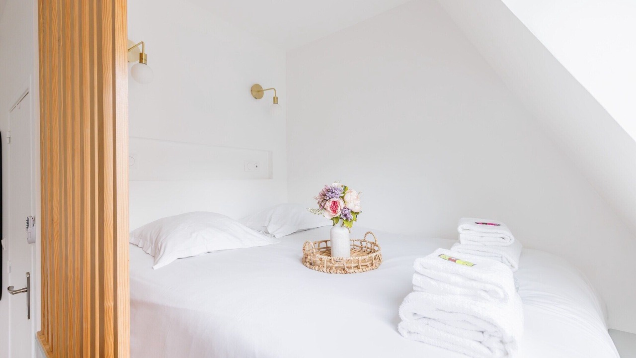 Photo of Bedroom in Faubourg-du-Roule