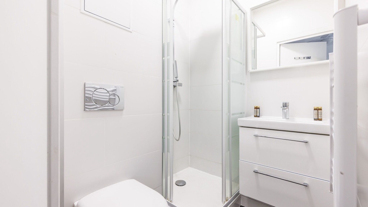 Photo of Bathroom in Faubourg-du-Roule