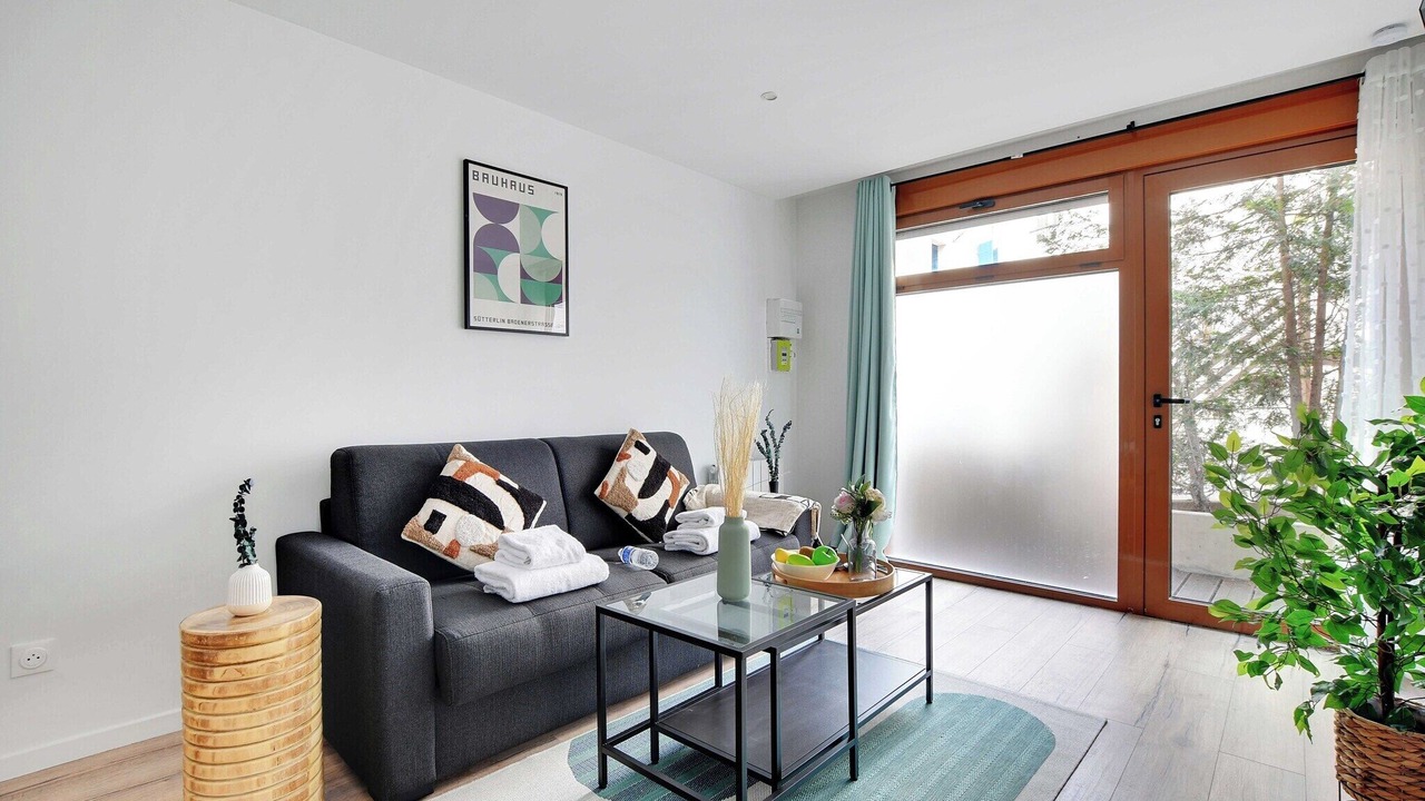 Photo of Livingroom in Le Kremlin-Bicetre