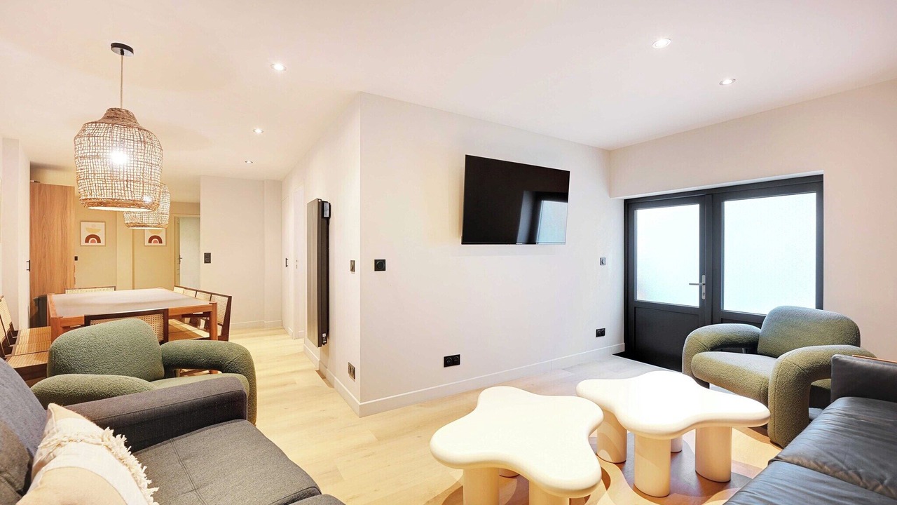 Photo of Livingroom in Butte-aux-Cailles