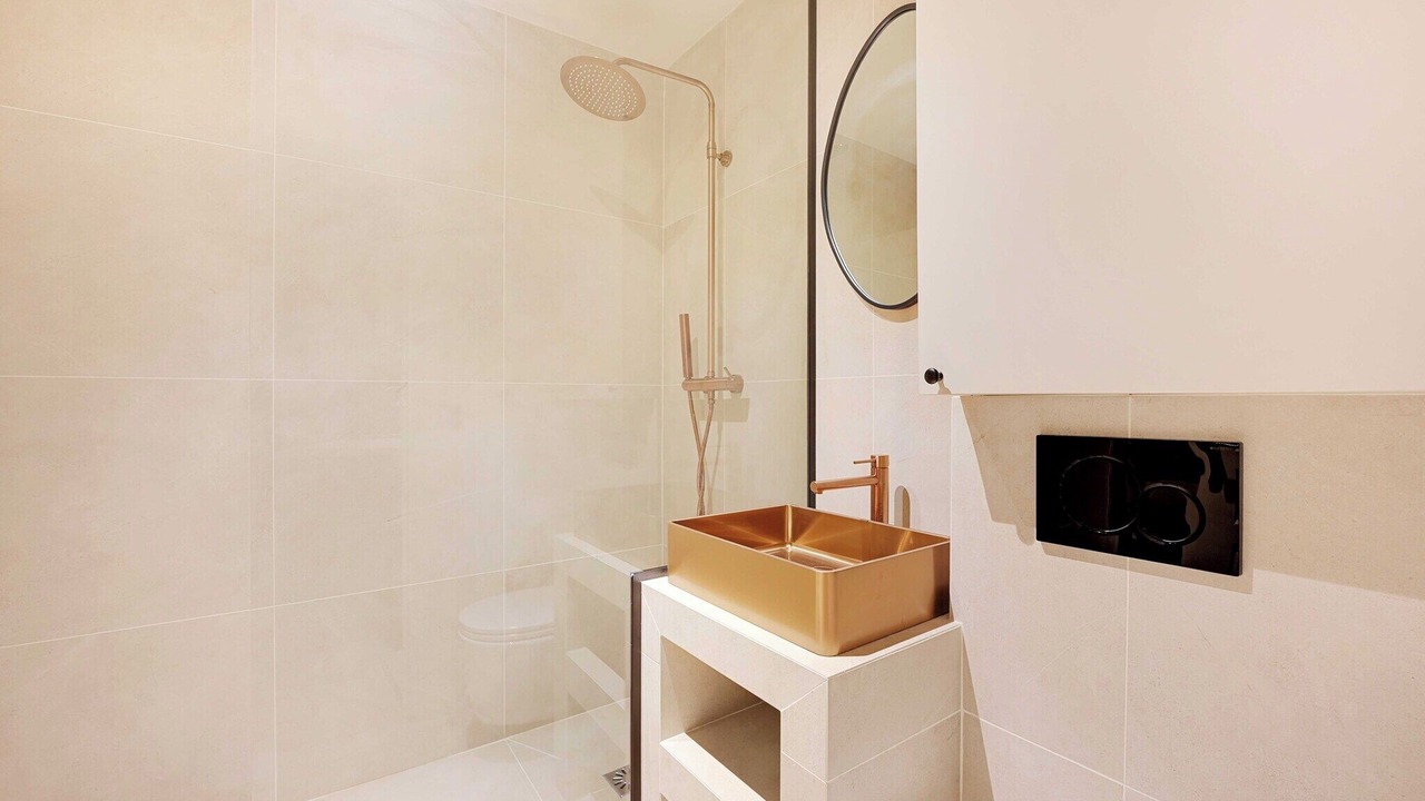 Photo of Bathroom in Butte-aux-Cailles