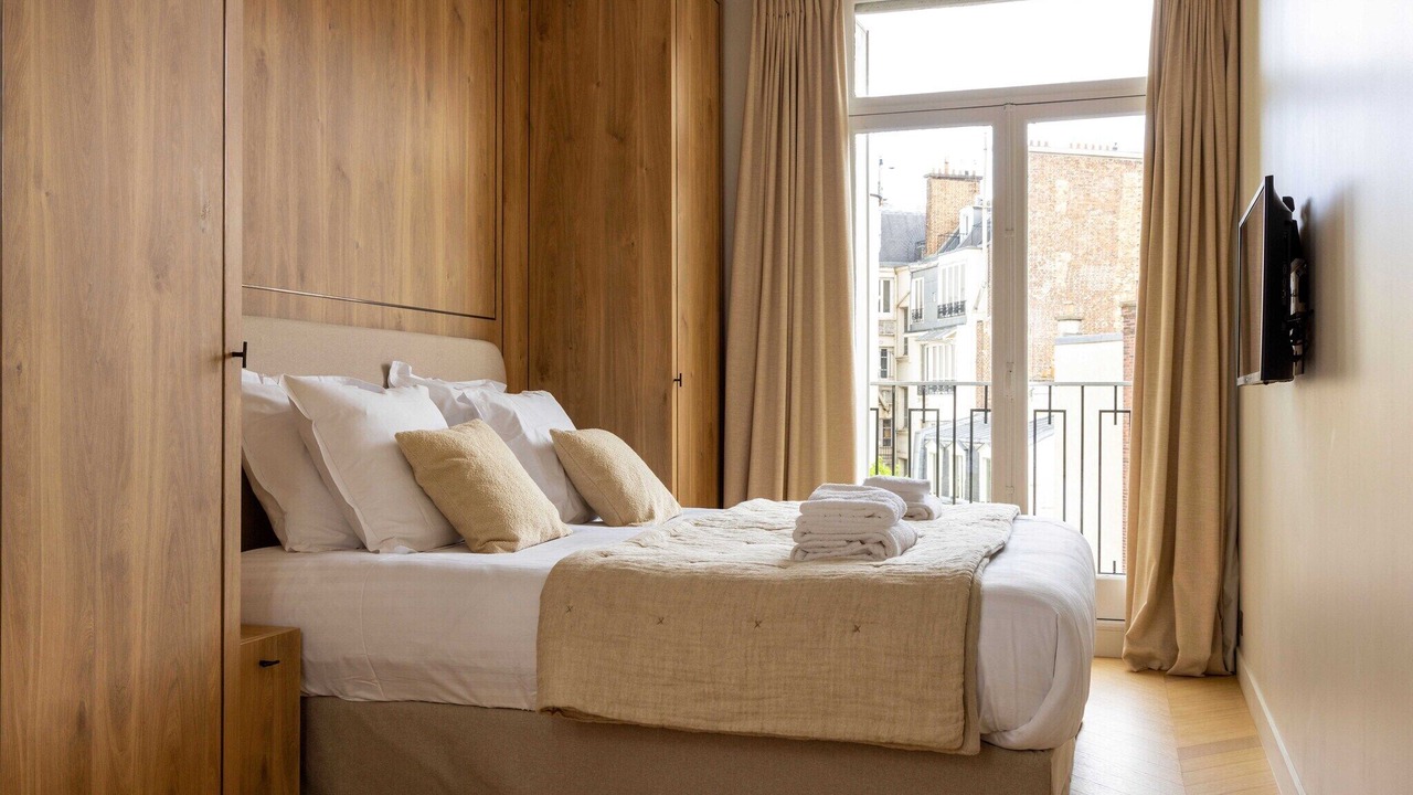 Photo of Bedroom in Chaillot