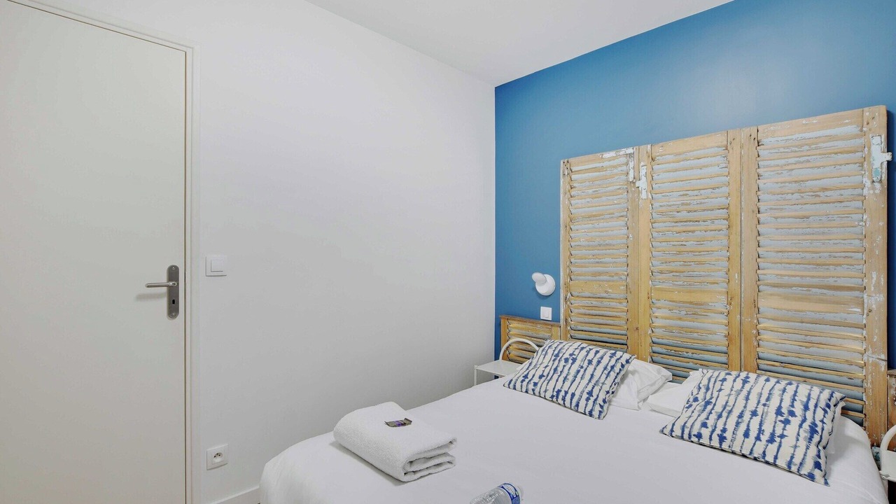 Photo of Bedroom in Orly