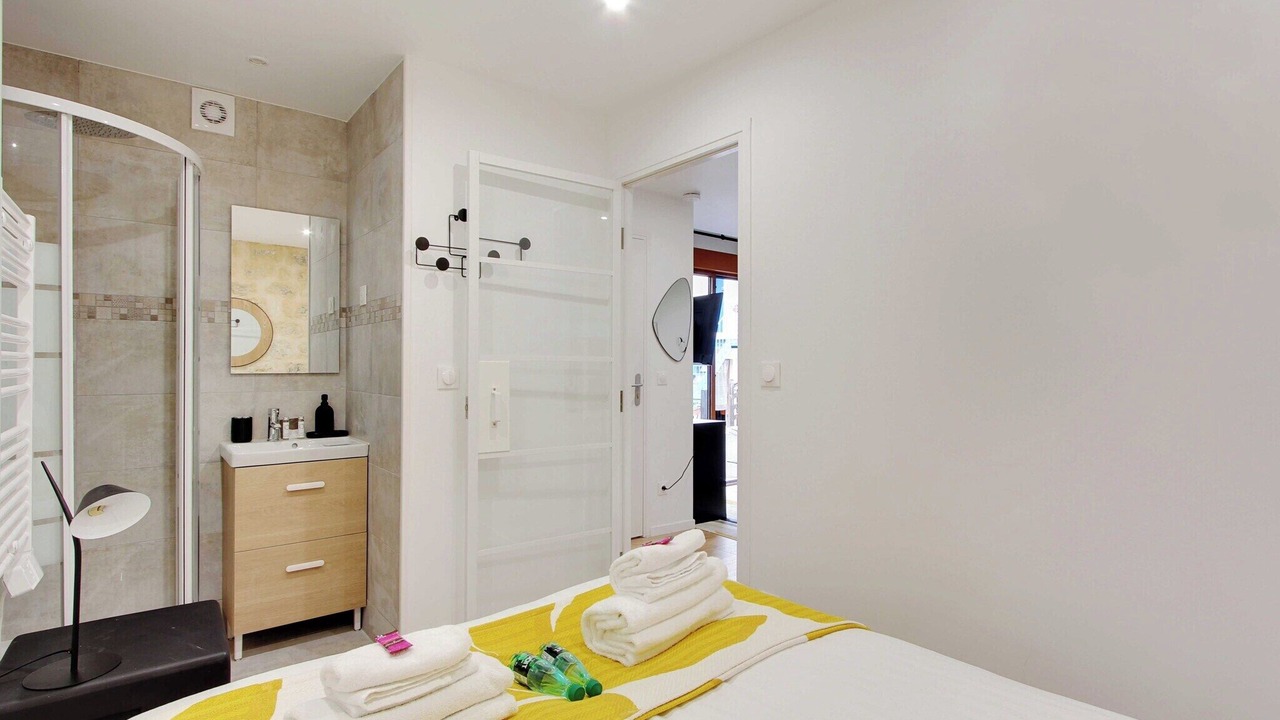 Photo of Bedroom in Le Kremlin-Bicetre