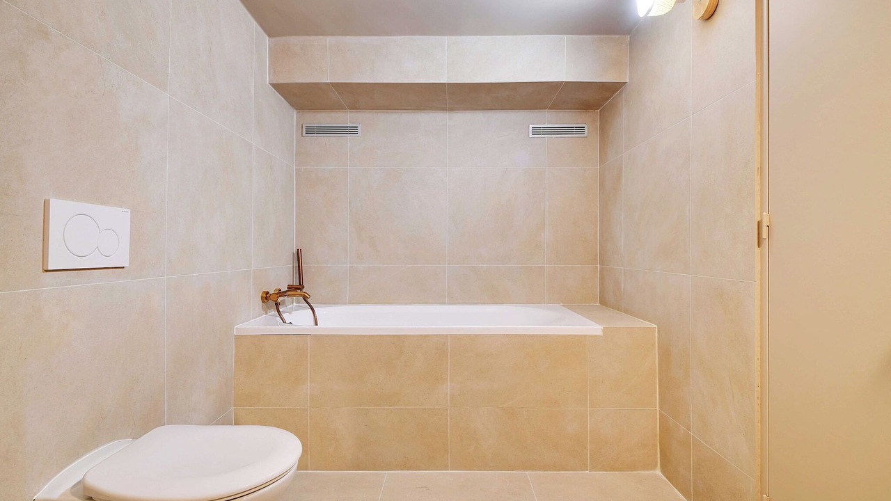 Photo of Bathroom in Saint-Merri