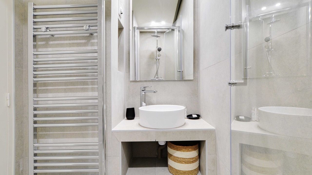 Photo of Bathroom in 8th Arrondissement