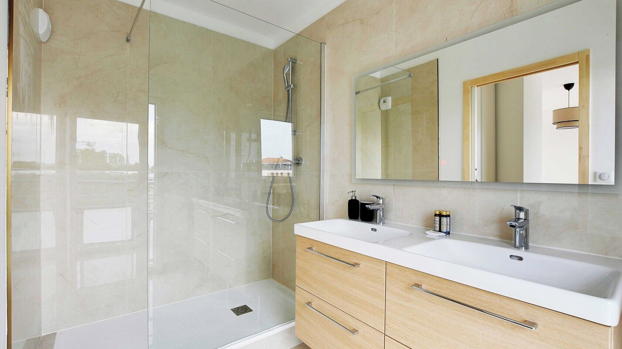 Photo of Bathroom in Le Bois Porte de Nogent
