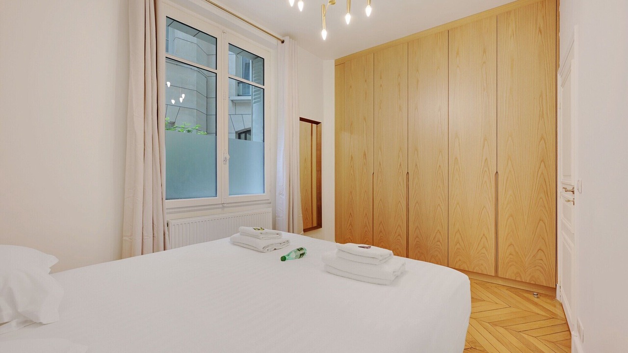Photo of Bedroom in Porte-Dauphine
