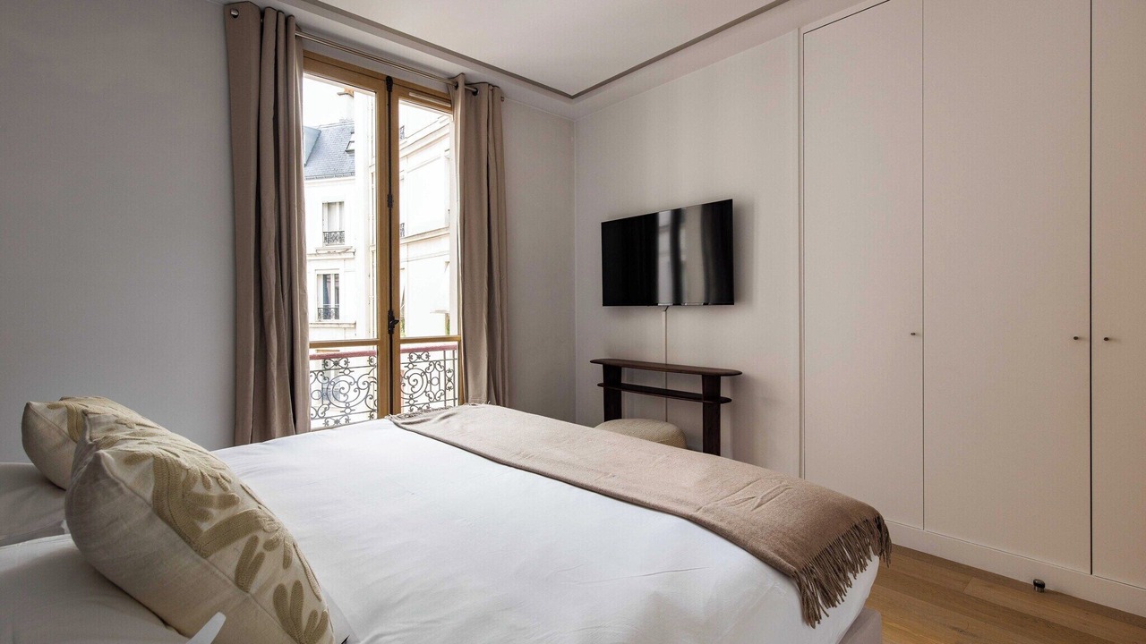 Photo of Bedroom in Porte-Dauphine