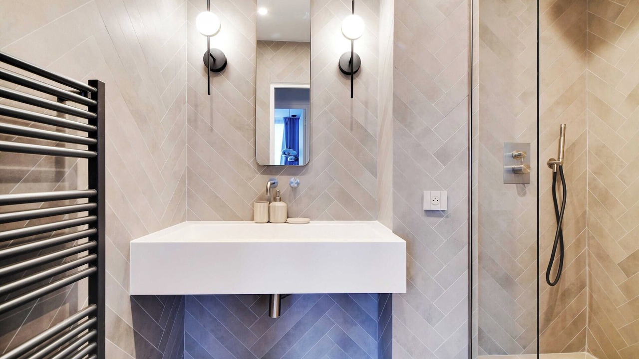 Photo of Bathroom in 8th Arrondissement