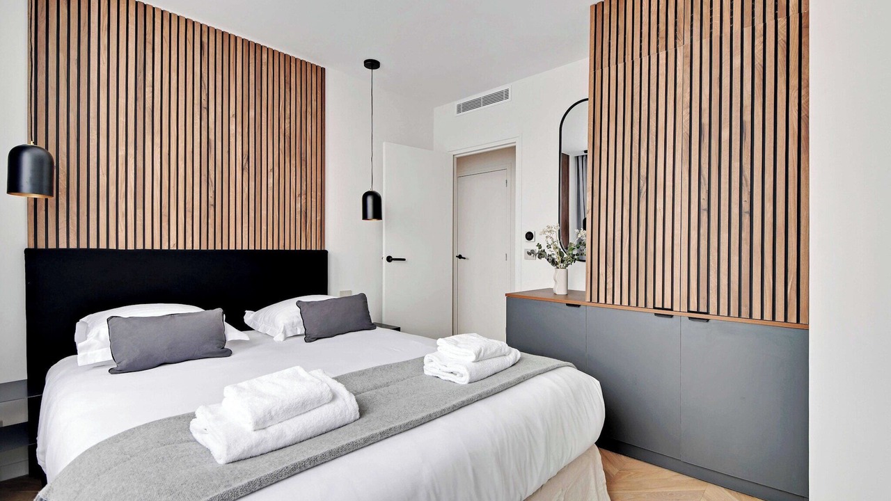 Photo of Bedroom in 8th Arrondissement