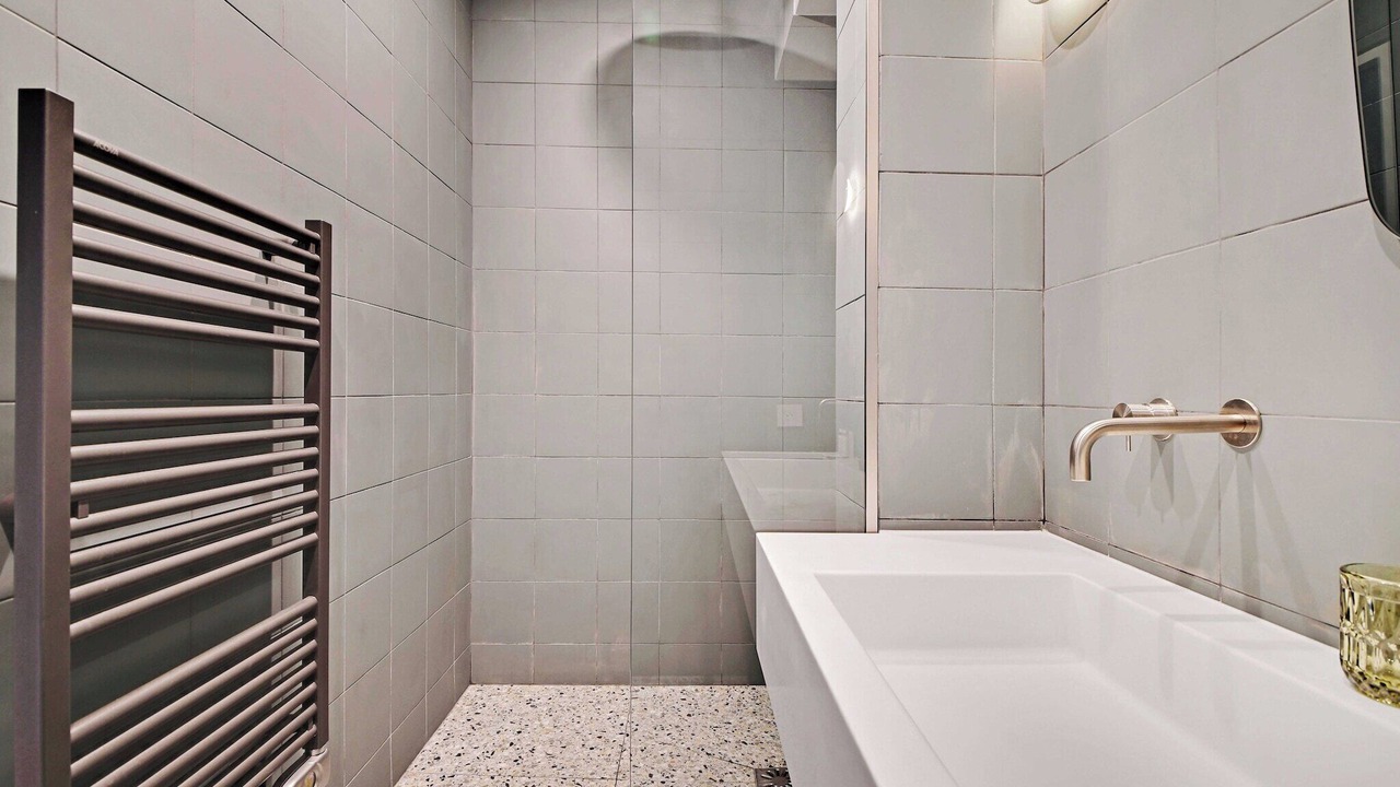 Photo of Bathroom in 8th Arrondissement