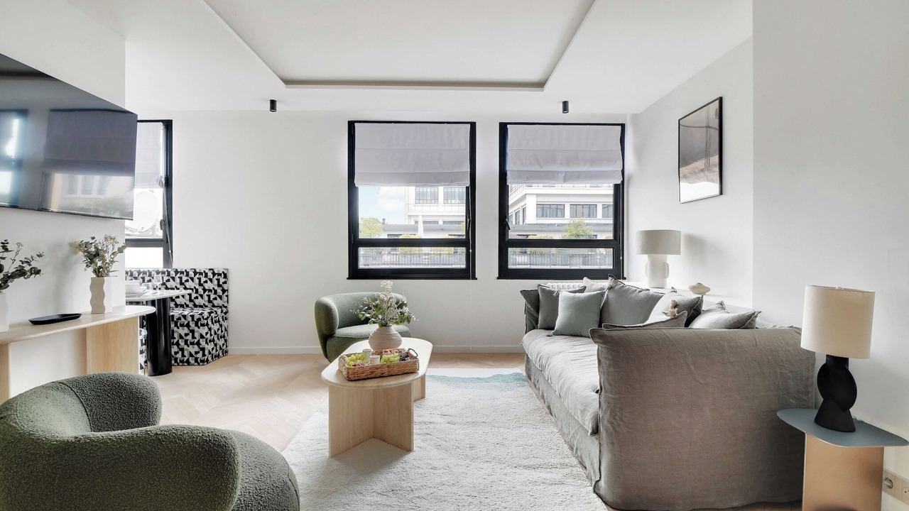 Photo of Livingroom in 8th Arrondissement