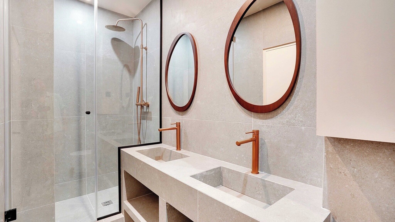 Photo of Bathroom in Gare