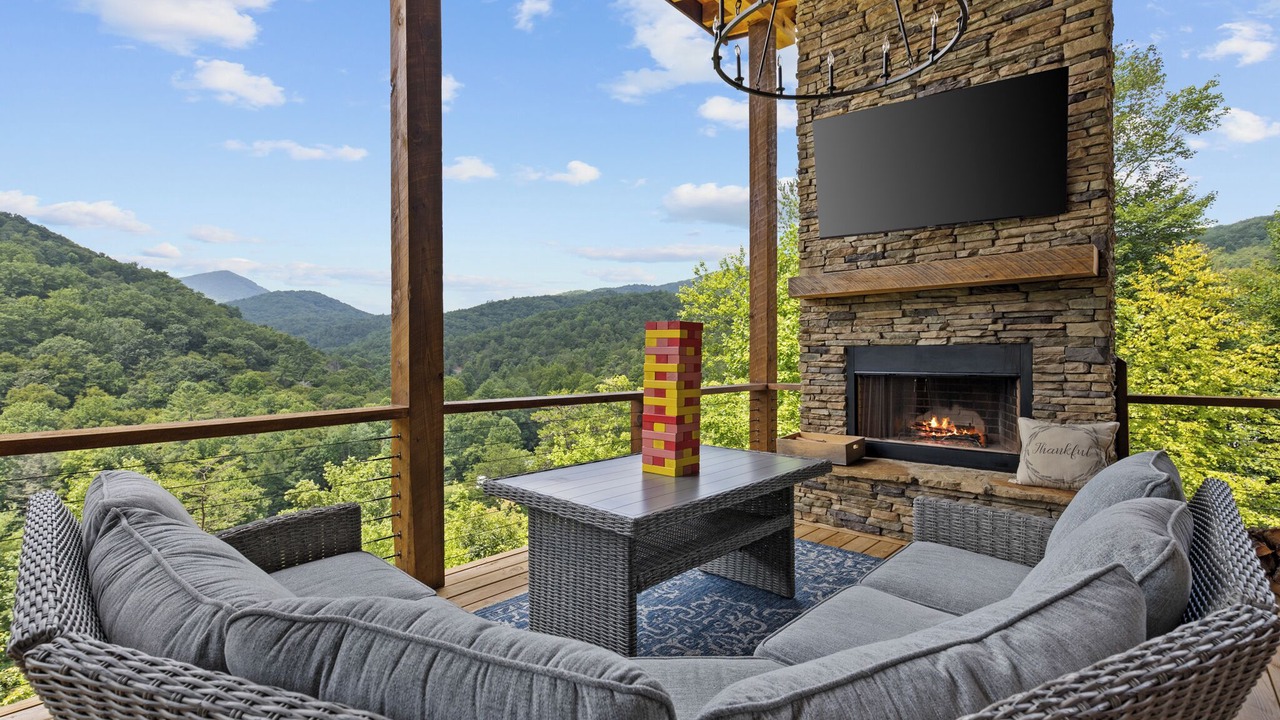 Photo of Outdoor in Cherry Log