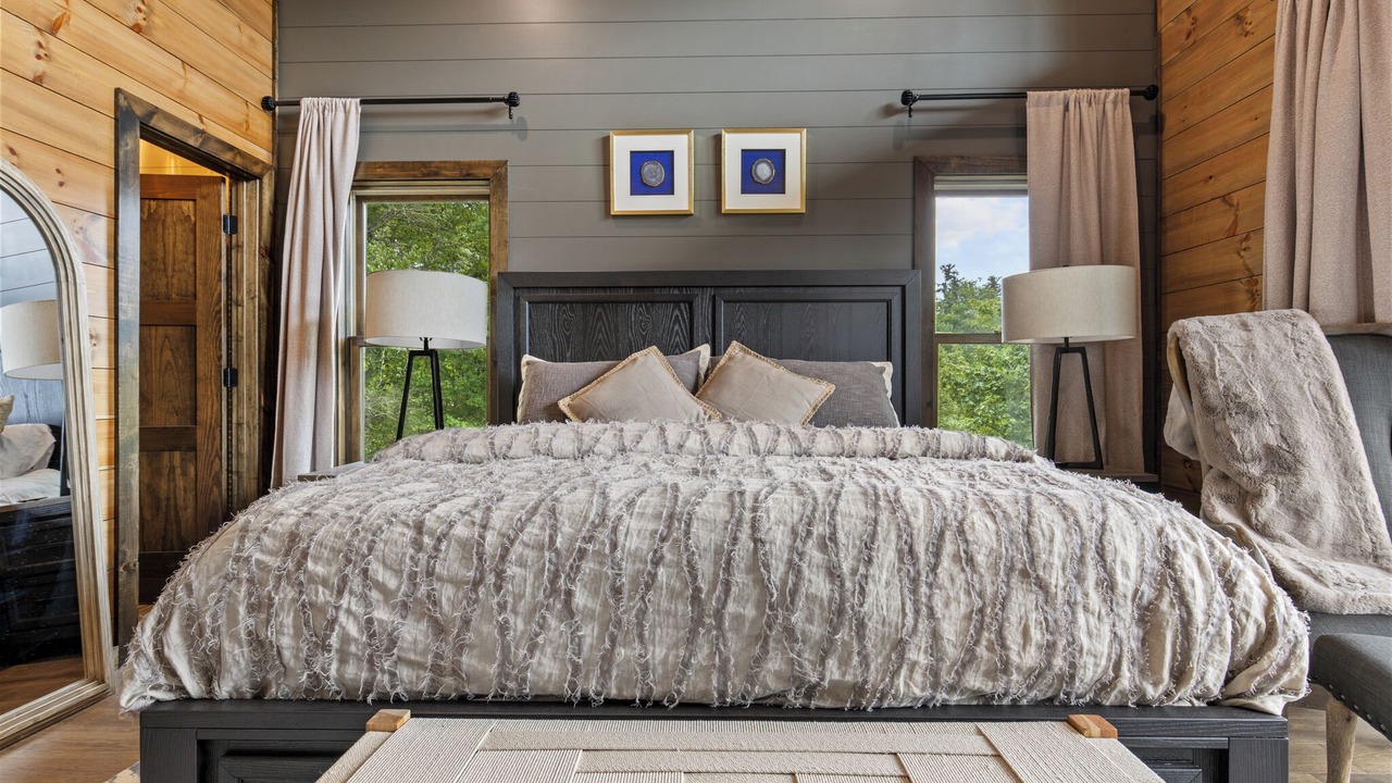 Photo of Others in Cherry Log