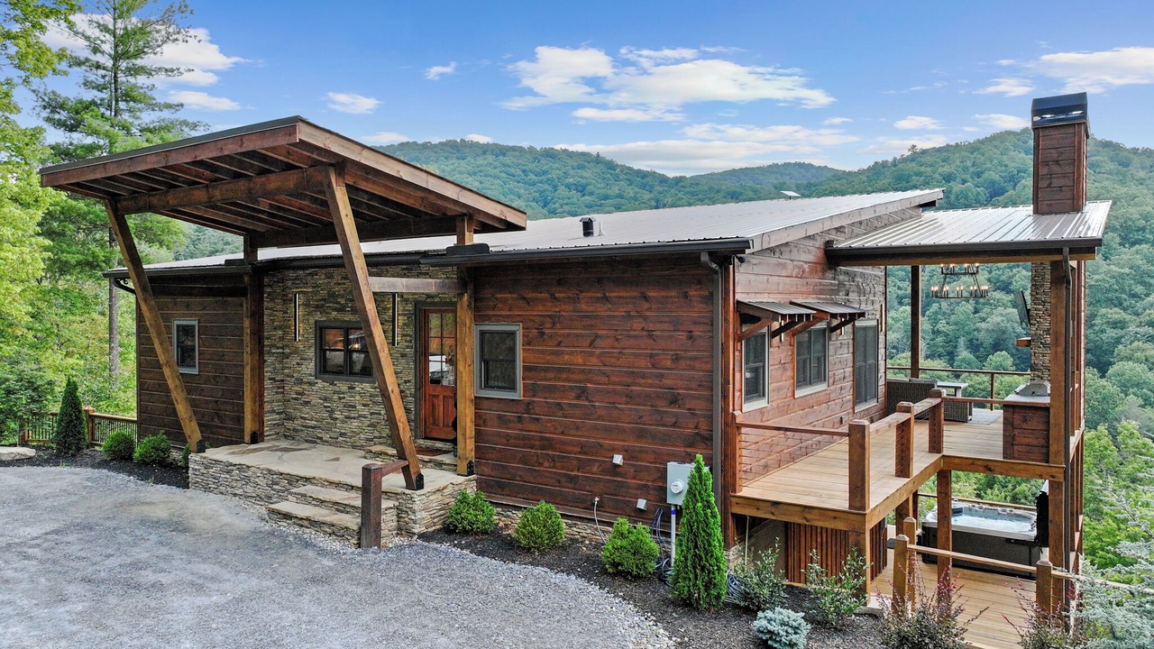 Photo of Outdoor in Cherry Log