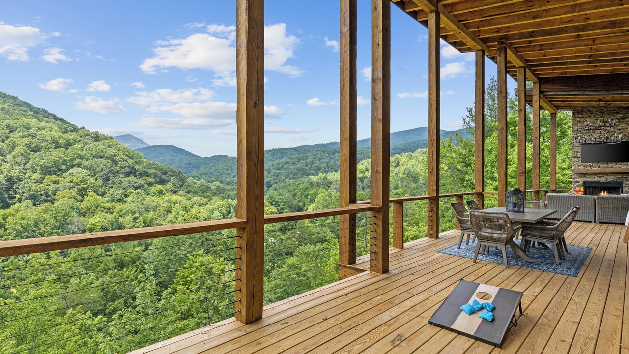 Photo of Patio Balcony in Cherry Log