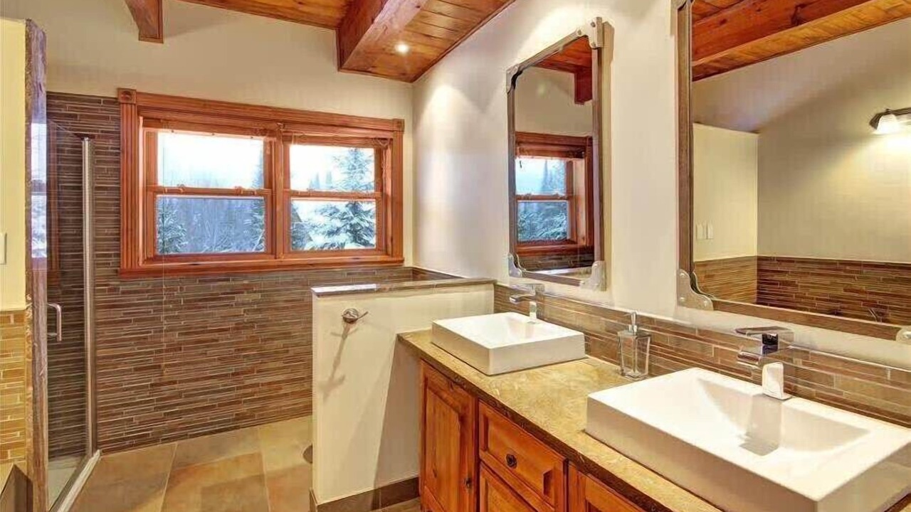 Photo of Bathroom in St-Adolphe-d'Howard